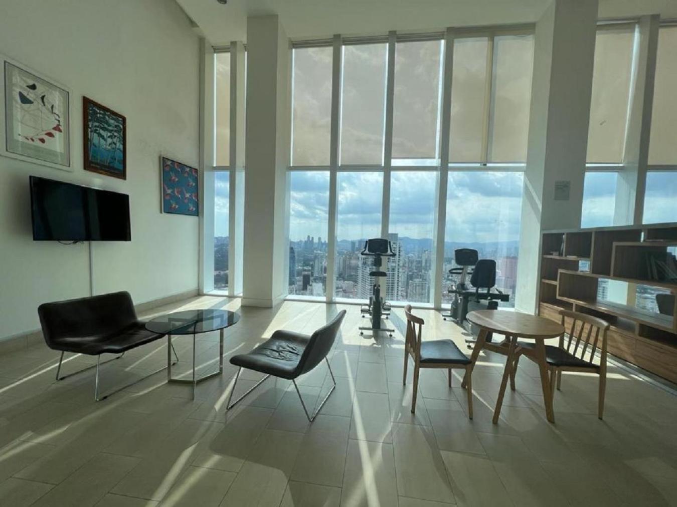 Platinum Klcc By Rainbow Suites Kuala Lumpur Esterno foto