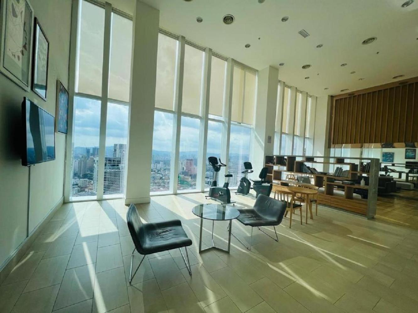 Platinum Klcc By Rainbow Suites Kuala Lumpur Esterno foto