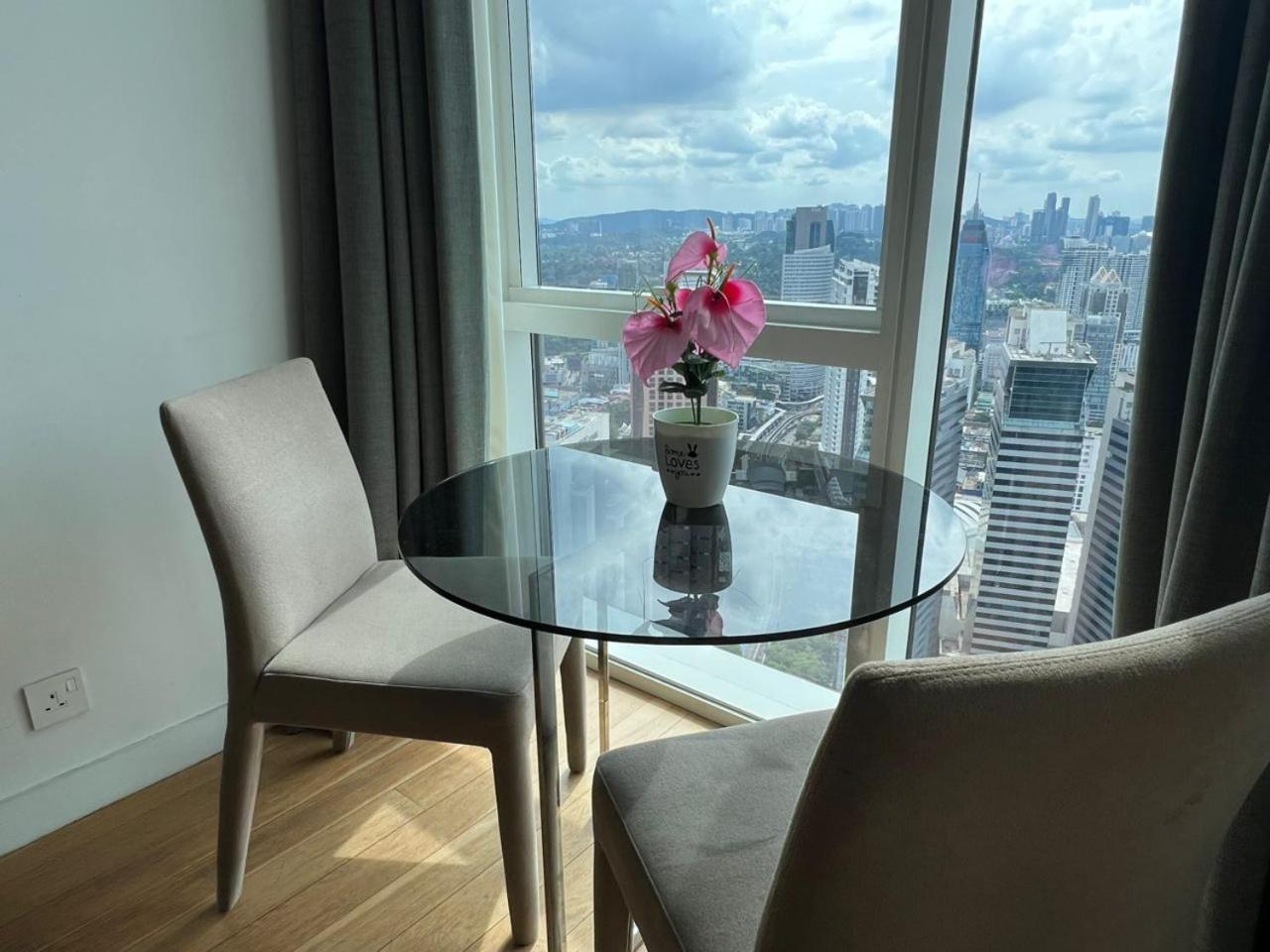 Platinum Klcc By Rainbow Suites Kuala Lumpur Esterno foto